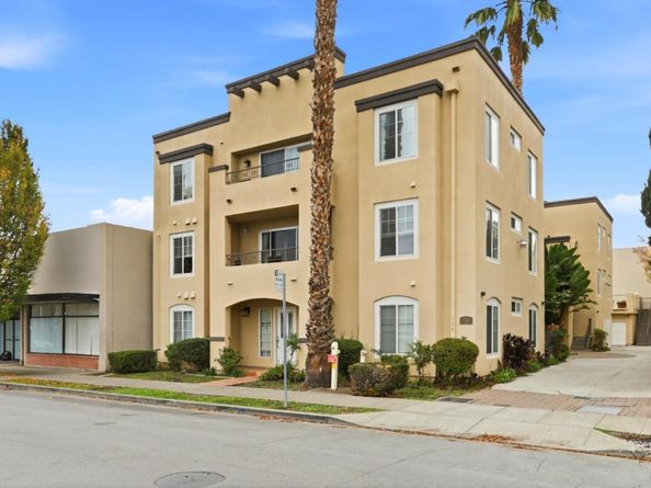 134 Carroll Street 202, Sunnyvale CA 94086