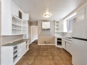 6033 Foothill Boulevard, Oakland CA 94605