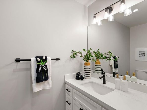 200 Sheridan Avenue 306, Palo Alto CA 94306