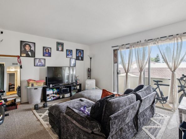 Lorton, Burlingame CA 94010