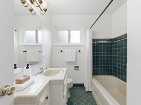 111 Lucero Way, Portola Valley CA 94028
