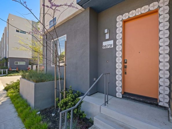 9873 Macarthur Boulevard F, Oakland CA 94605