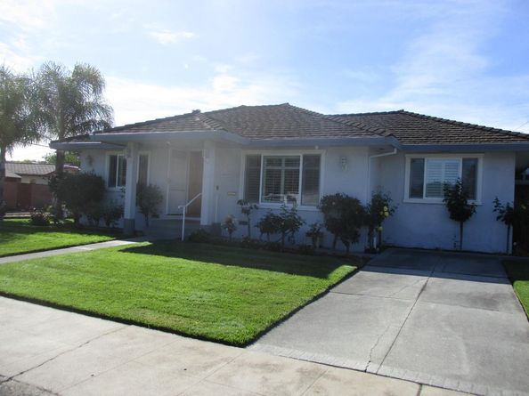 408 La Sierra Way, Gilroy CA 95020