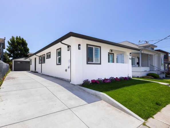 936 Camelia Street, Berkeley CA 94710