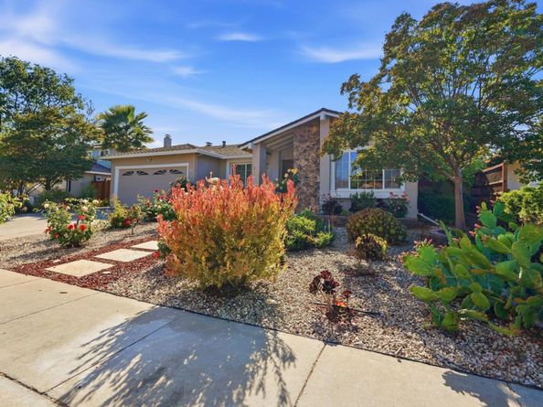 6141 Royal Acorn Place, San Jose CA 95120