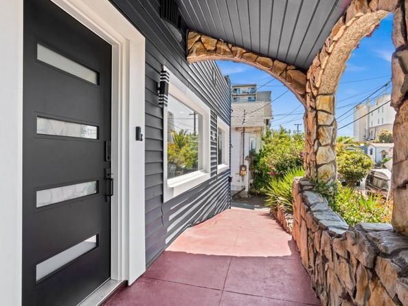 2926 E 22nd Street, Oakland CA 94601