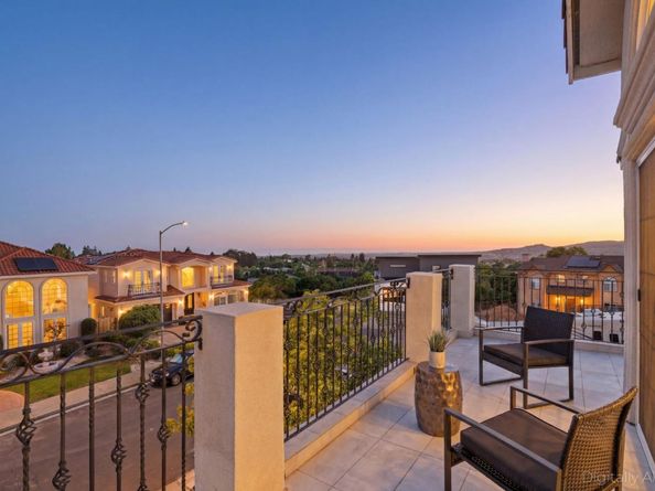 2390 Rainbow Court, Hayward CA 94542