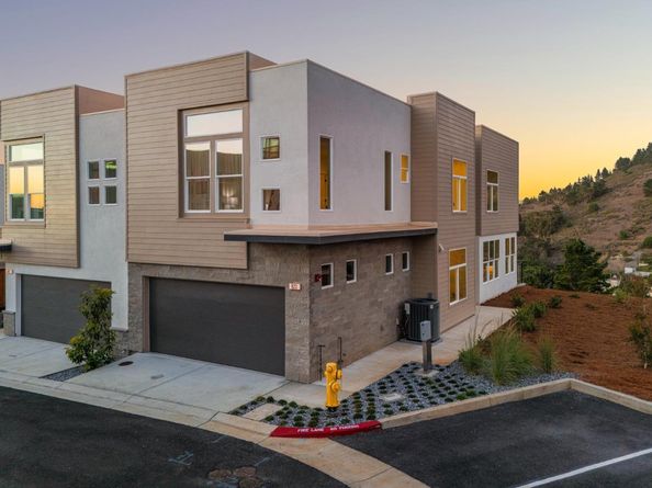 835 Fassler, Pacifica CA 94044