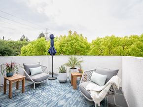 113 Seale Avenue, Palo Alto CA 94301