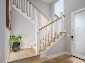 113 Seale Avenue, Palo Alto CA 94301