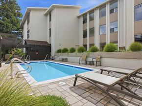 793 Elm Street 21, San Carlos CA 94070