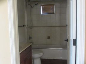 9219 Holly Street, Oakland CA 94603