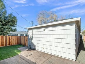 1105 Oak Avenue, Redwood City CA 94061