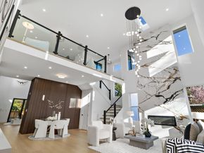 1040 W Riverside Way, San Jose CA 95129