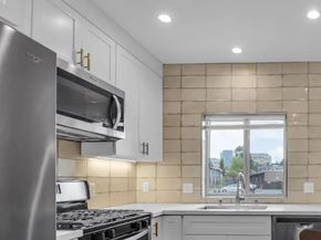 Undisclosed Address #ML82040970, Oakland CA 94609