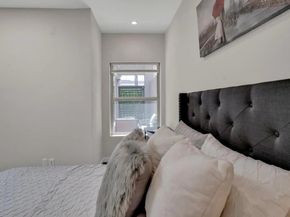 Undisclosed Address #ML82040970, Oakland CA 94609