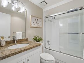 685 High Street 5A, Palo Alto CA 94301