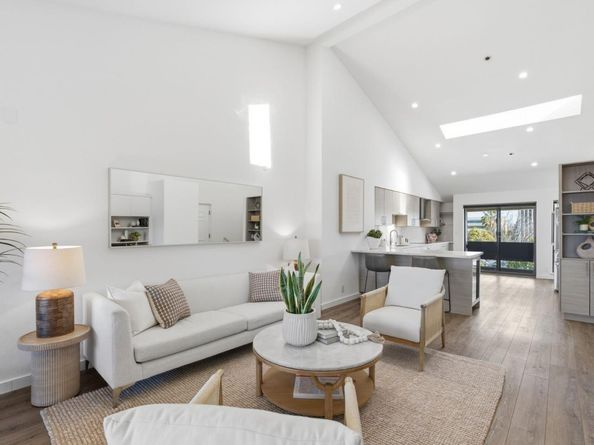 685 High Street 5A, Palo Alto CA 94301