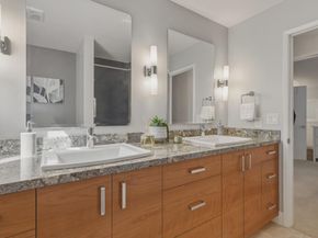 221 N Rengstorff Avenue 1, Mountain View CA 94043