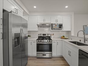 6185 Lavendula Way, San Jose CA 95119