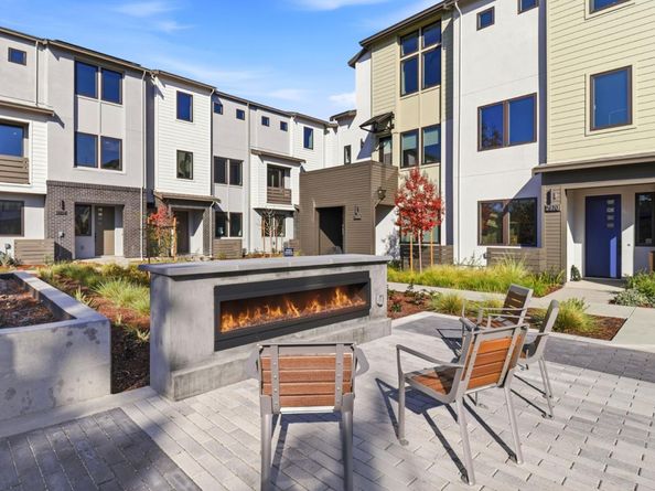 1129 Esther Court, Palo Alto CA 94303