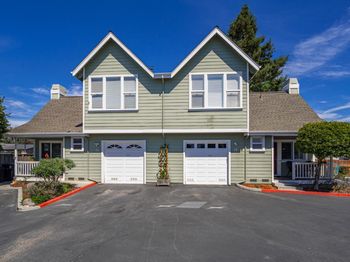 4 Holly Drive