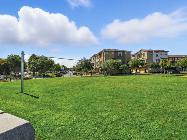 2333 Gibbons Street, Hayward CA 94541