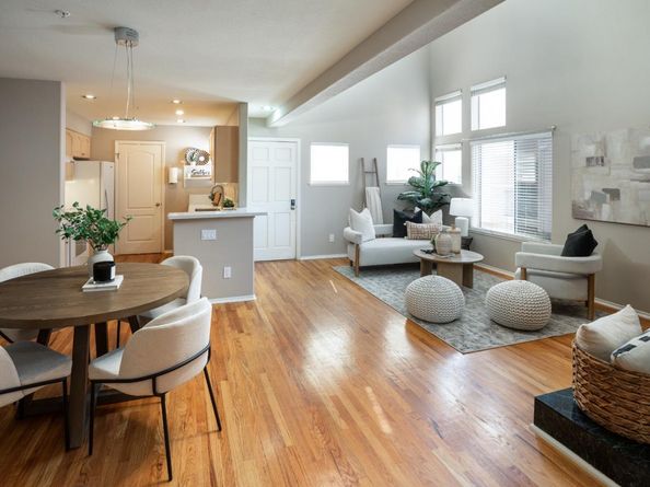 994 Alpine Terrace 2, Sunnyvale CA 94086