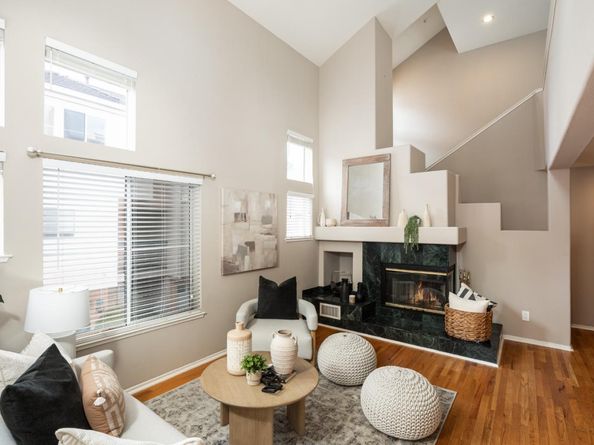 994 Alpine Terrace 2, Sunnyvale CA 94086