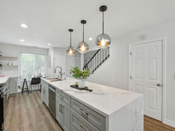 369 N Claremont Street 3, San Mateo CA 94401