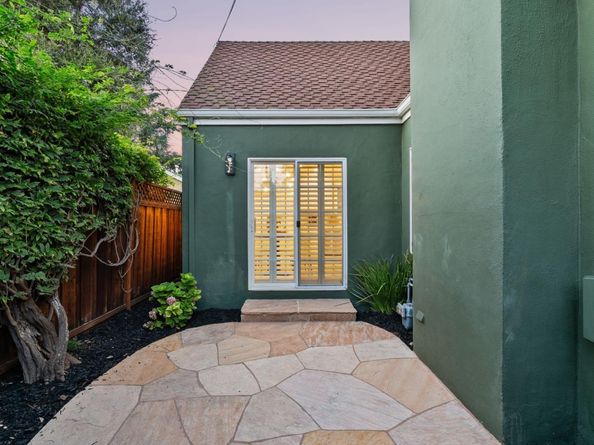 16717 Shannon Road, Los Gatos CA 95032