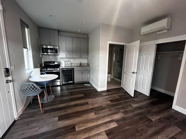 2733 Sorano 7, San Jose CA 95111