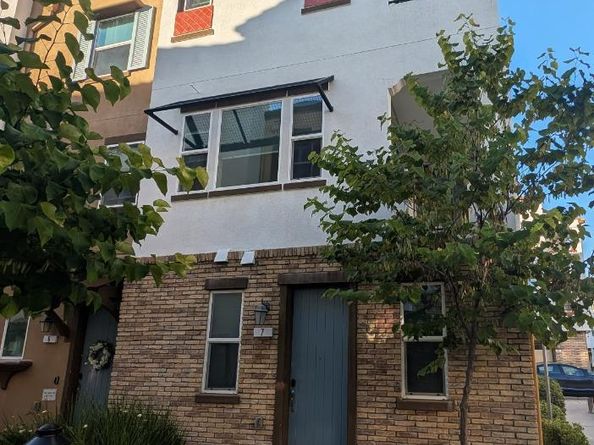 2733 Sorano 7, San Jose CA 95111