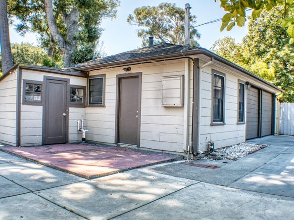 640 Circle Drive, East Palo Alto CA 94303
