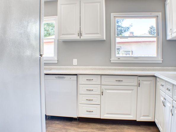 640 Circle Drive, East Palo Alto CA 94303