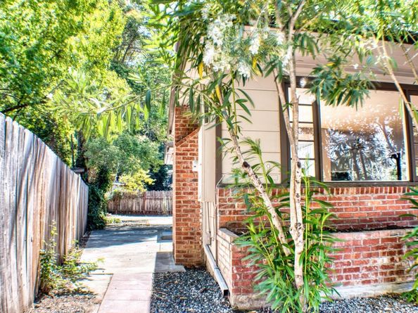 640 Circle Drive, East Palo Alto CA 94303