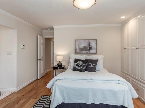 238 Hillview Avenue, Redwood City CA 94062