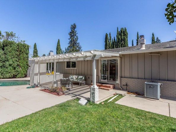 238 Hillview Avenue, Redwood City CA 94062