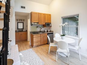 637 Central Avenue, Menlo Park CA 94025