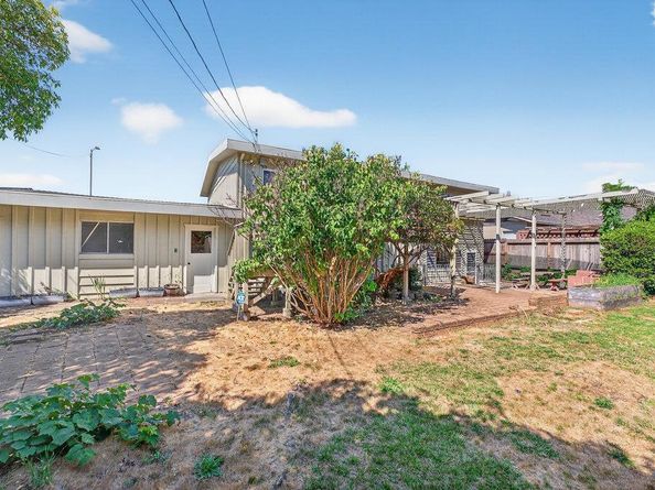 254 Rogers Avenue, Watsonville CA 95076