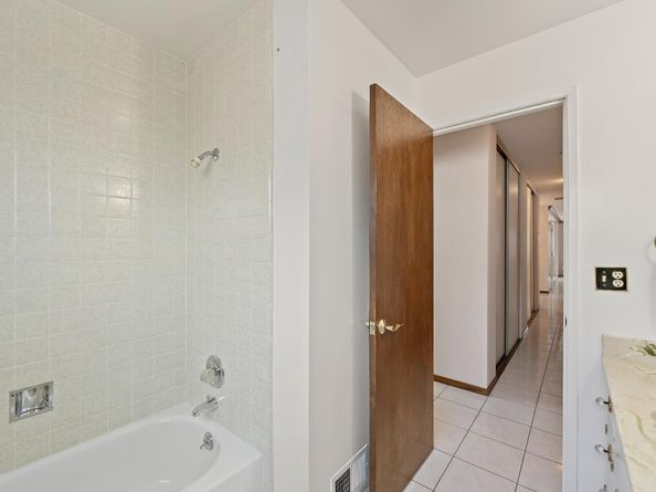 6137 Oak Forest Way, San Jose CA 95120