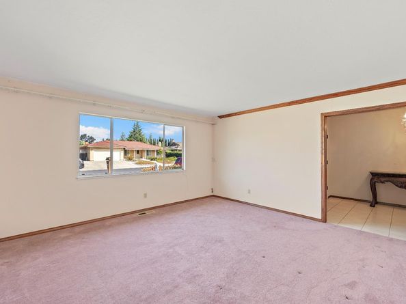 6137 Oak Forest Way, San Jose CA 95120