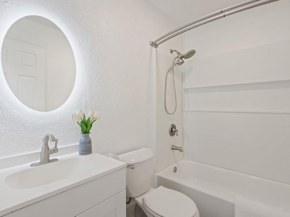 196 Coy Drive 1, San Jose CA 95123