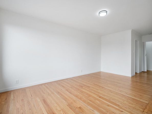 58 N Mayfair Avenue, Daly City CA 94015