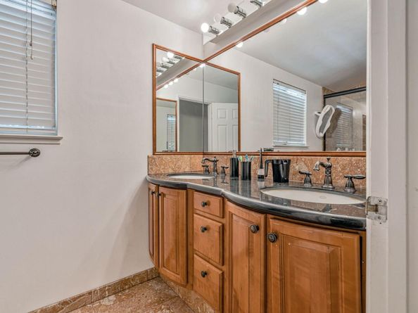 225 W Meadow Drive, Palo Alto CA 94306