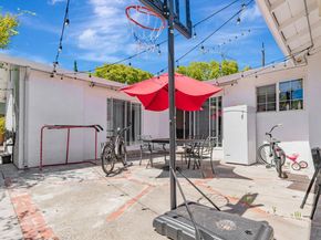 225 W Meadow Drive, Palo Alto CA 94306