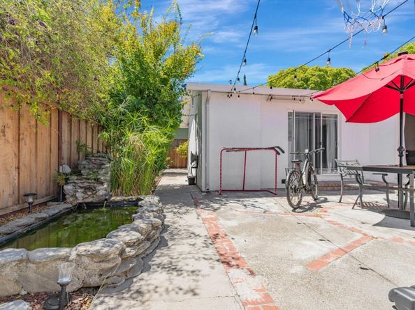 225 W Meadow Drive, Palo Alto CA 94306