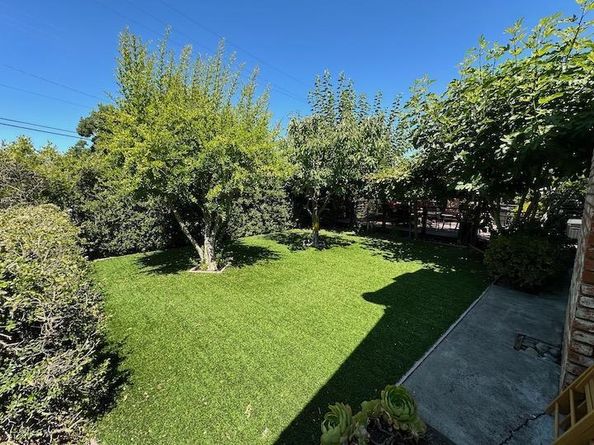 225 W Meadow Drive, Palo Alto CA 94306