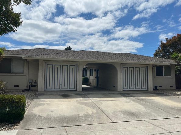 21240 Gardena Drive, Cupertino CA 95014