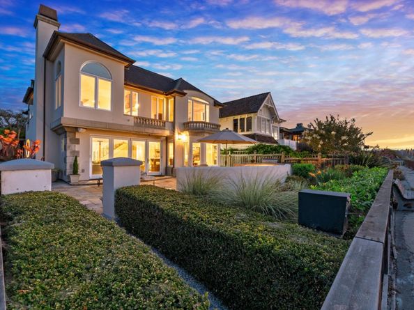 304 Grand Avenue, Capitola CA 95010